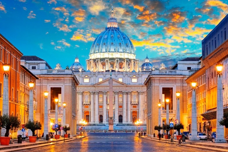 Vatican Museum<br>Rome / Italy